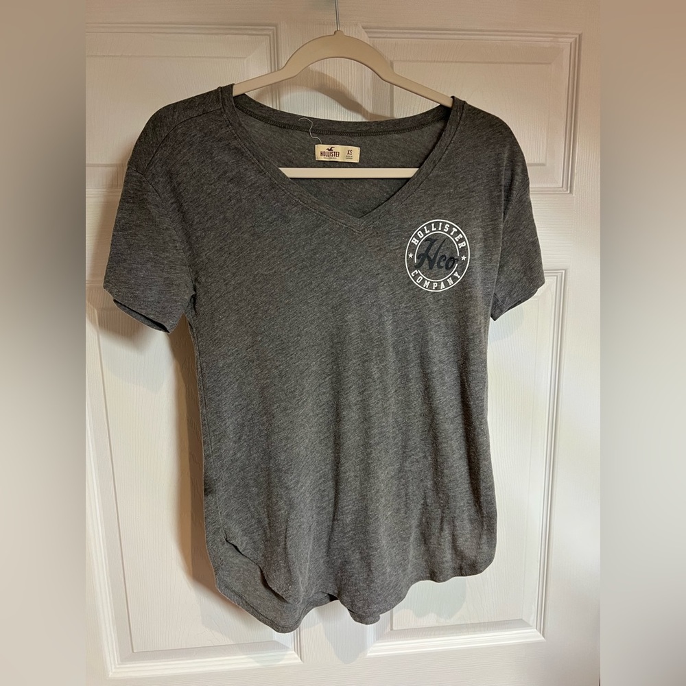 Hollister short sleeve shirt size XS